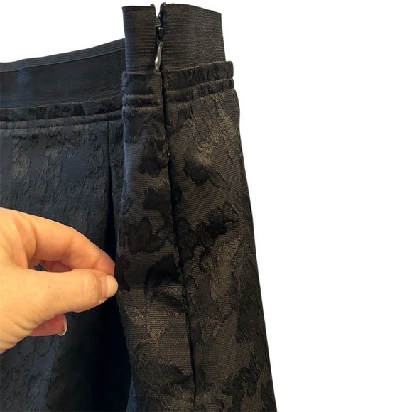 Daisy Fuentes Women's 2XL Black A-Line Knee Length Skirt Side Zip with pockets - Picture 5 of 10